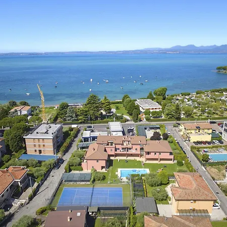 Apartment Regarda - Basiliko Sport With Tennis And Pool *
